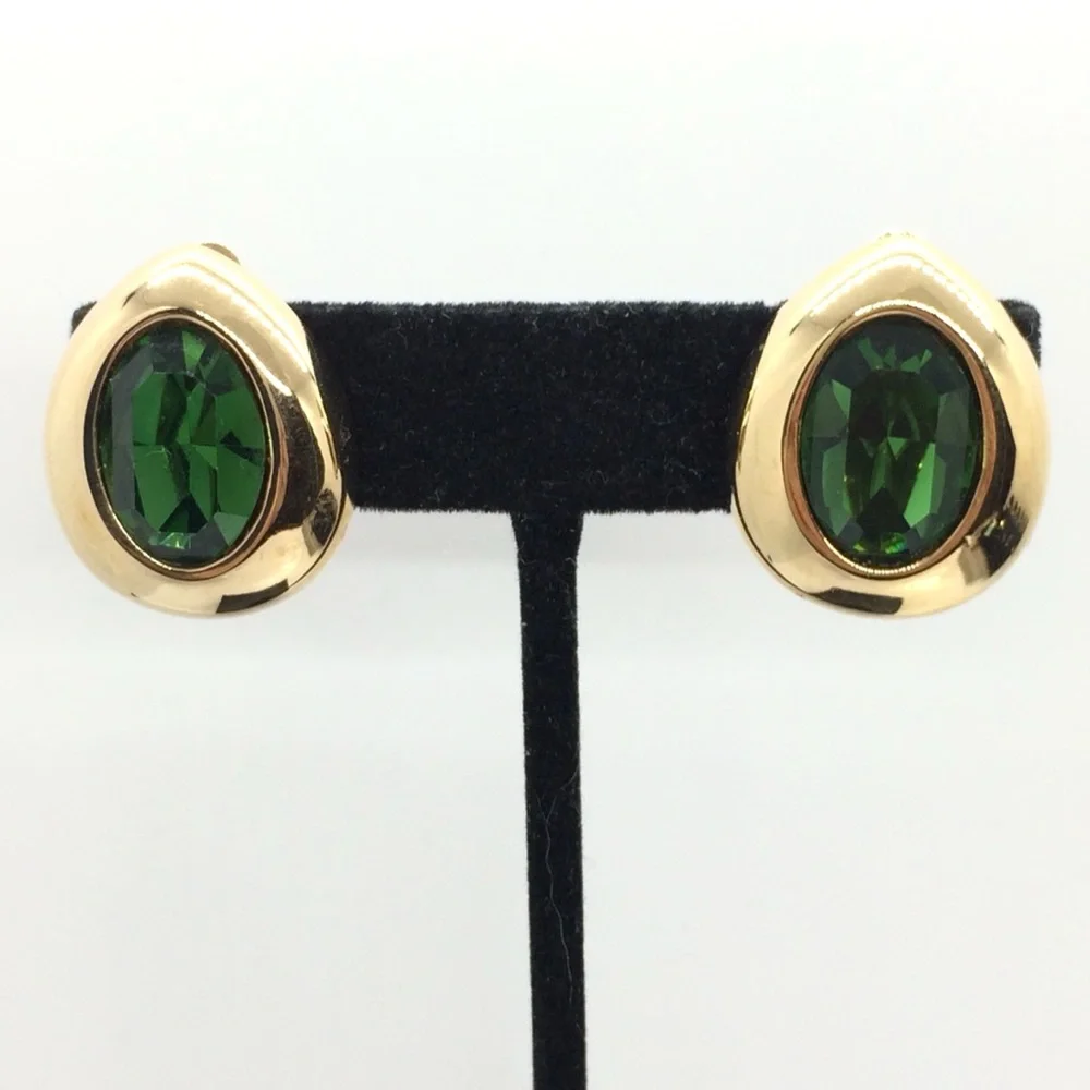 !!SOLD!! VINTAGE SAL S.A.L. SWAROVSKI CLIP ON EARRINGS GREEN CRYSTAL RHINESTONE